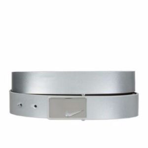 NIKE WOMEN'S SLEEK MODERN PLAQUE LEATHER BELT XS